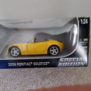 2006 Pontiac Solstice 1:24 Scale Special Edition